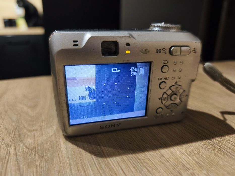 Aparat cyfrowy Sony DSC-S90
