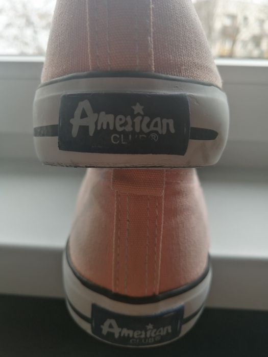 American Club, rozm 35, brzoskwiniowo/łososiowe