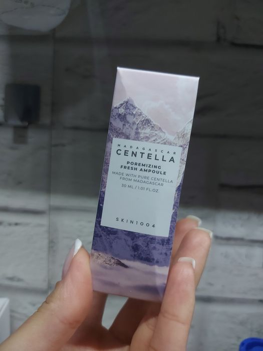 SKIN1004 Madagascar Centella Poremizing Fresh Ampoule, serum do twarzy o pojemności 30 ml.
