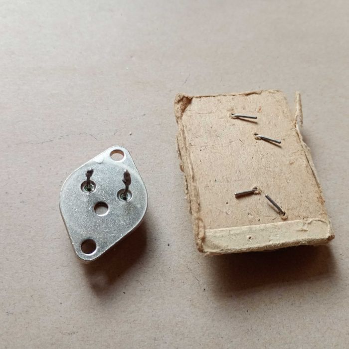 Tranzystor TG 70S  3szt.