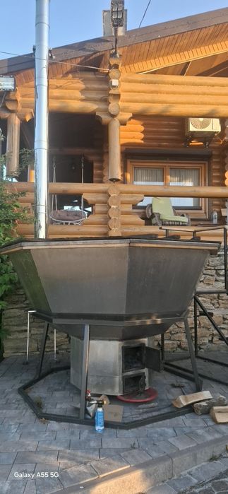 Будинок преміум біля  водосховища ,чан/сауна /пляж.