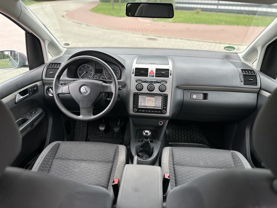 Vw Turan 1,9diesel LIFT 7foteli hak tempomat