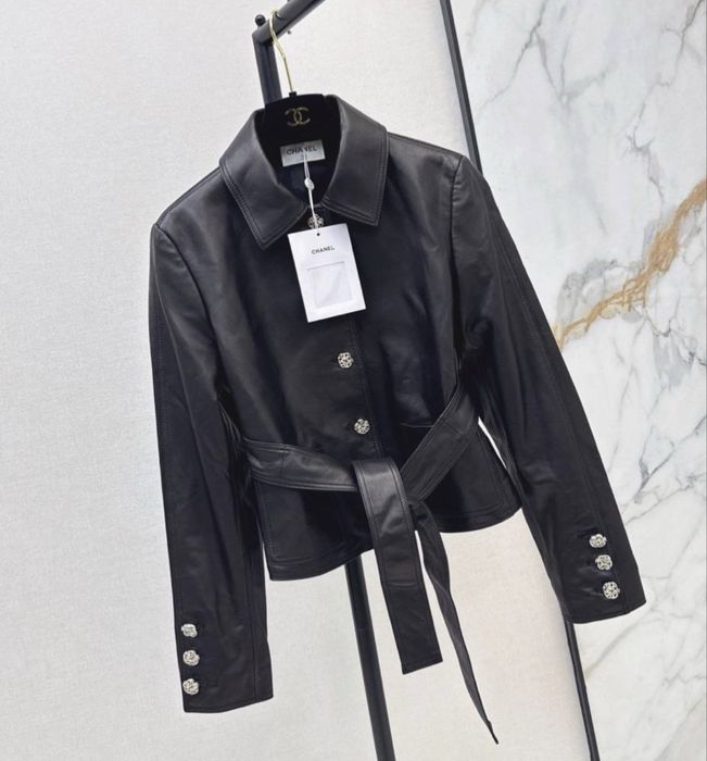 Курточка куртка Chanel