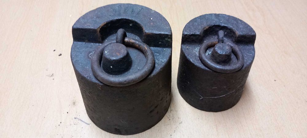 Stare żeliwne Pruskie Austriacki odważnik 5 K i 10 K