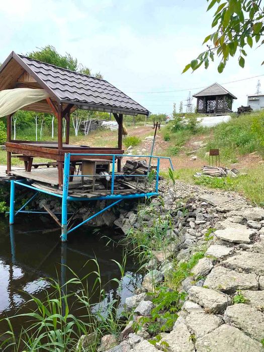 Продаж земельної делянки (11 соток) з ОЗЕРОМ вул. Сонячна.