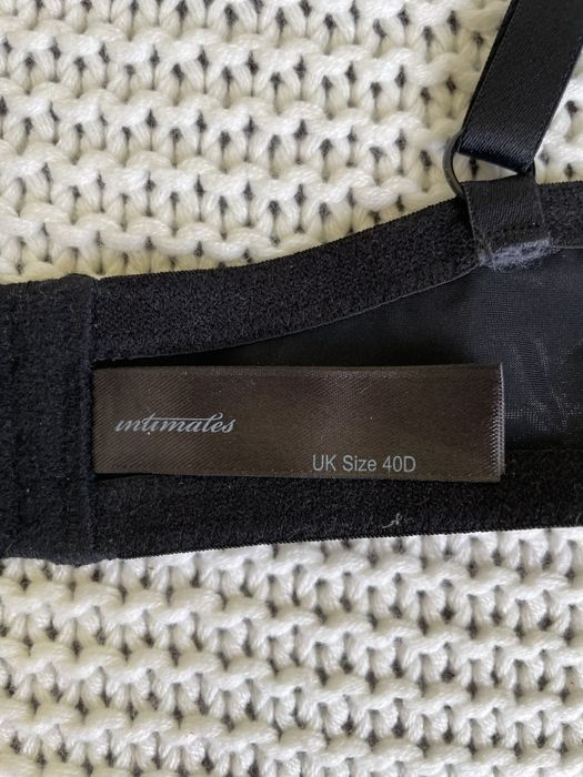 Czarny biustonosz 40D Intimates