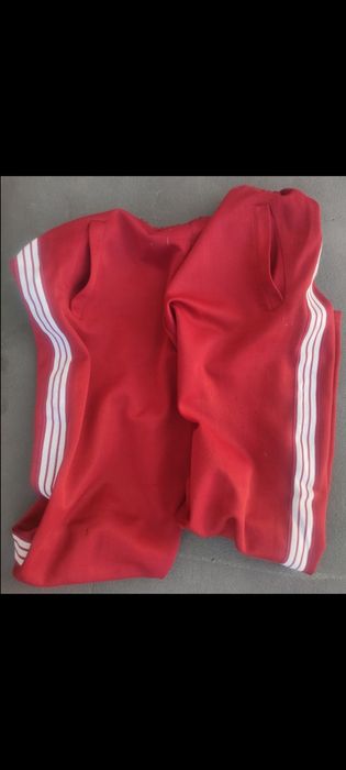 Спортивний костюм (46 р.).