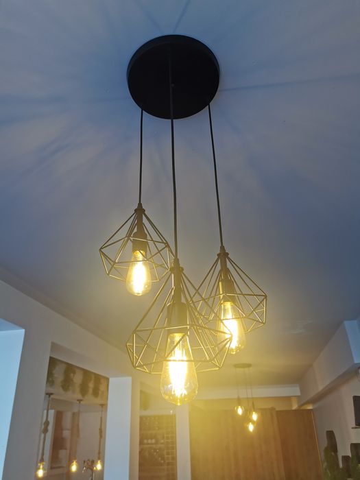 Candeeiro com 3 lâmpadas