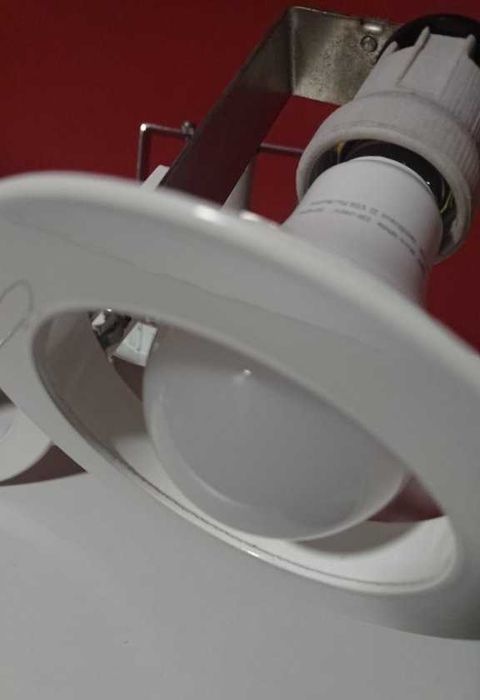 Conjunto de 4 focos de encastrar (circulares)