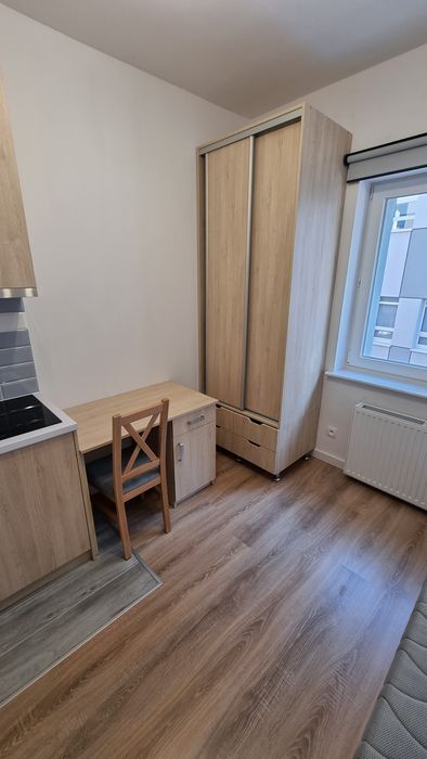 wynajme kawalerkę dla osób studiujących