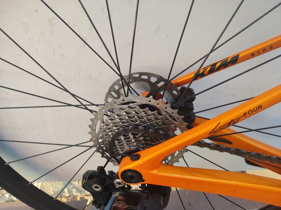 KTM Revelator carbono 105 DI2