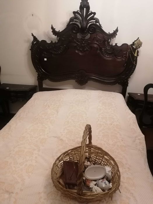 Cama Estilo D. José a um óptimo Preço!