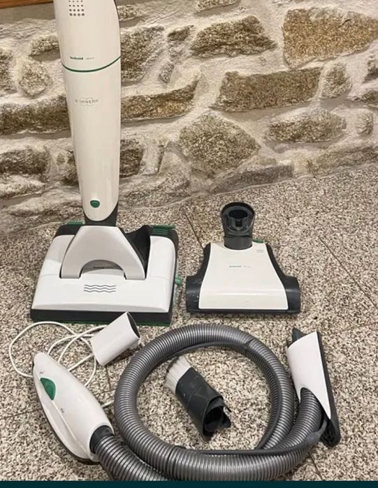 Aspirador sem fios Kobold / Vorwerk VB100 com acessórios