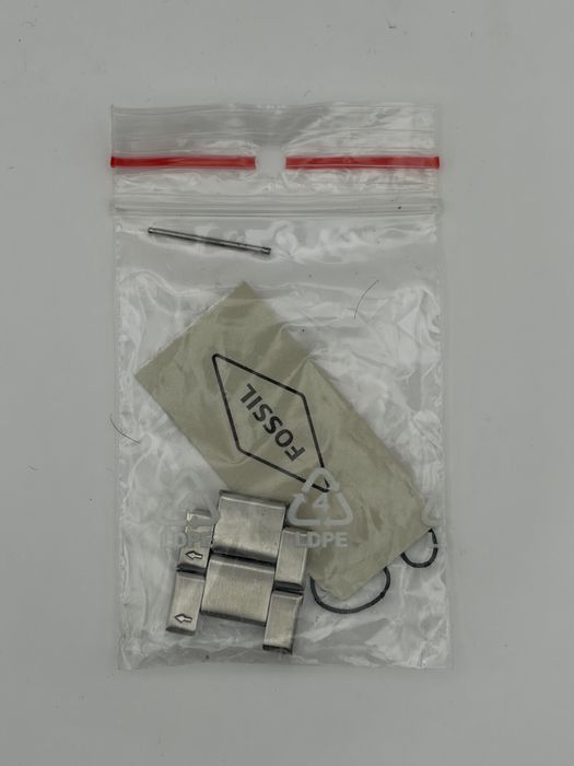 Zegarek męski Fossil na bransolecie