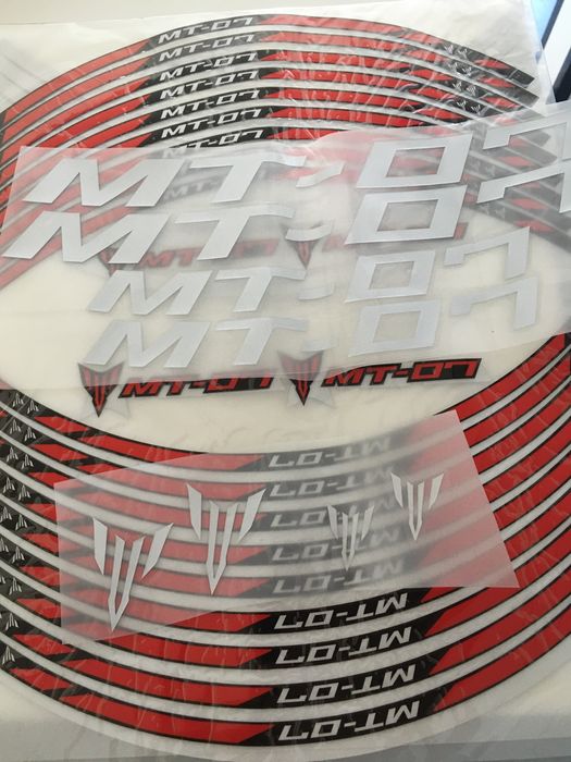 Наліпка на обід колеса YAMAHA MT07