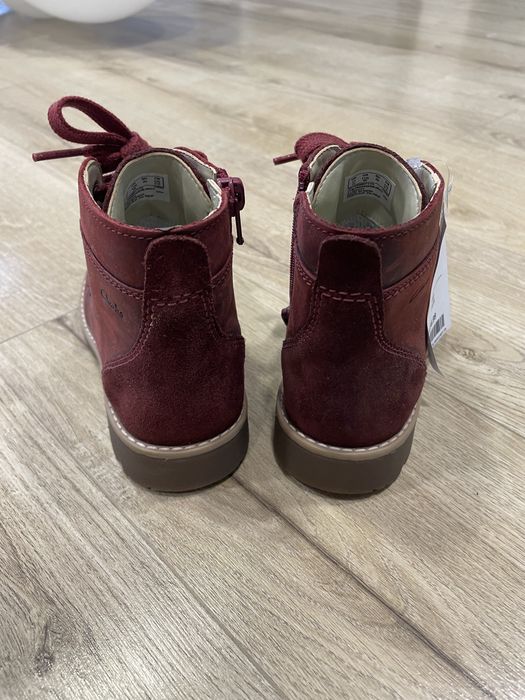 Дитячі ботінки Clarks нові