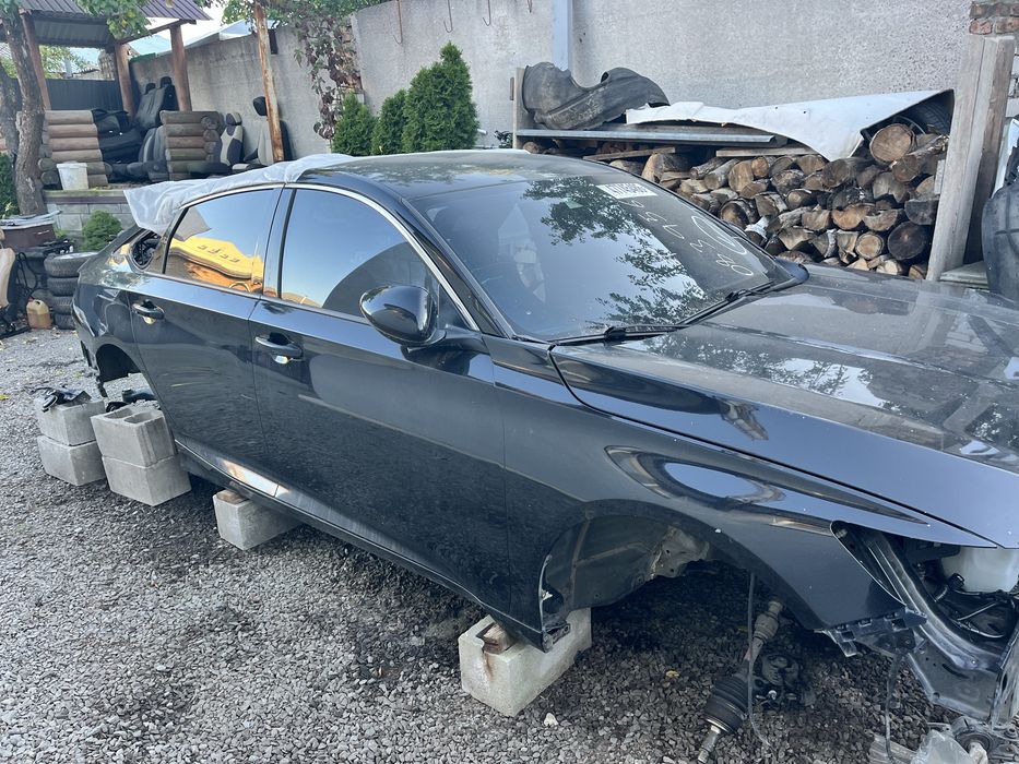 Honda accord 10 2019 двері. Дверка