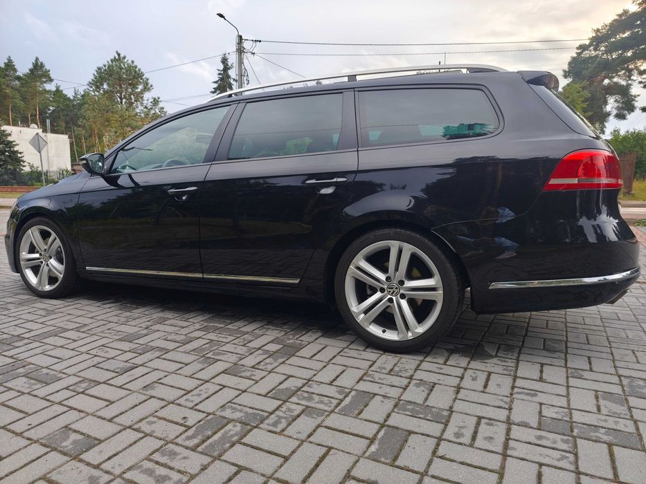 Volkswagen Passat R line