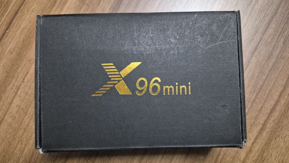 Мультимедійна смарт tv приставка