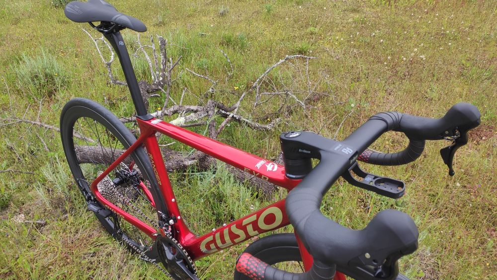 Nova Gusto Ranger Evo - Rodas Carbono