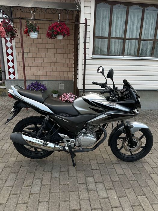 Продам Honda CBF125