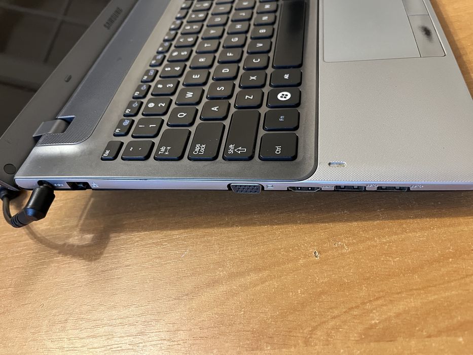Laptop samsung NP350V5C używany