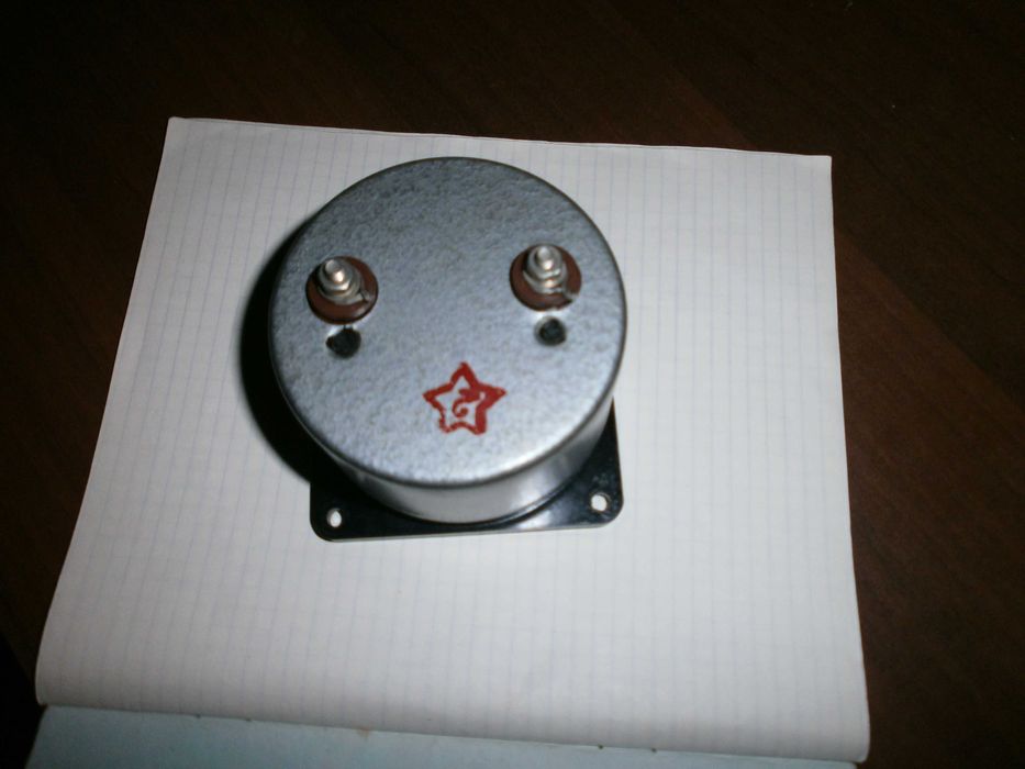 Вольтметр для вимірювання напруги