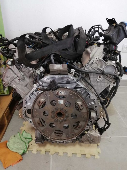 Motor bmw m5 s63b44b