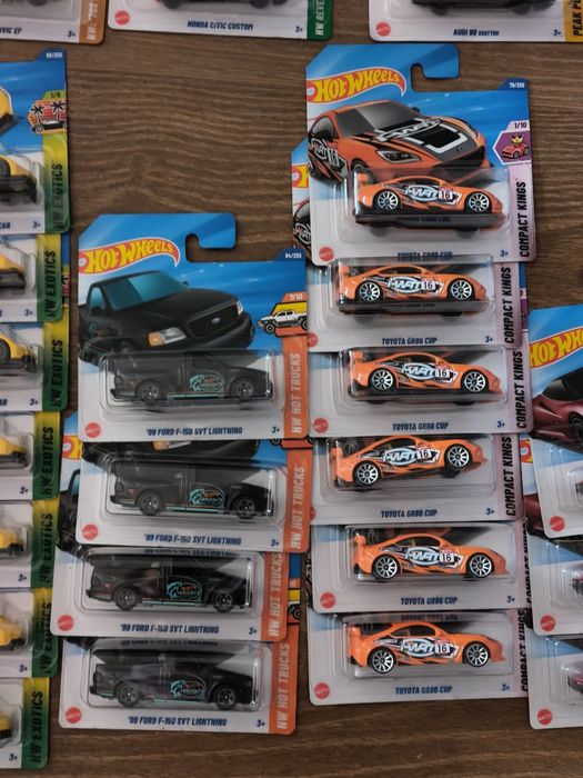 Lote de 49 Hot Wheels