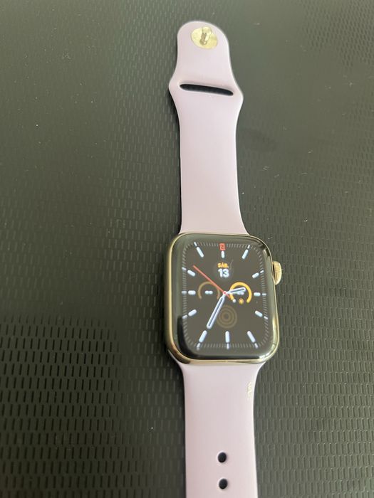 Apple Watch Series 6 40mm GPS + carregador + 3 pulseiras