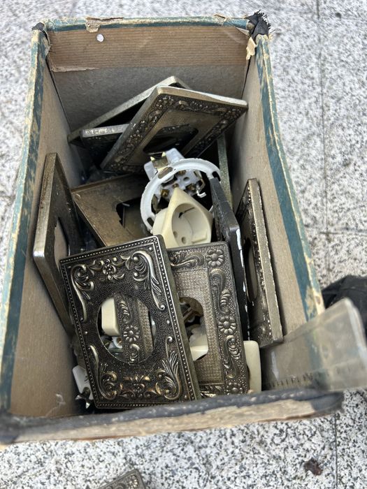 Classic Mirror Switches and Sockets434368295061442562
