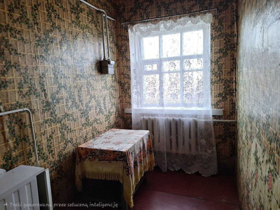 Будинок, літня кухня, гараж, центр, земельна ділянка.