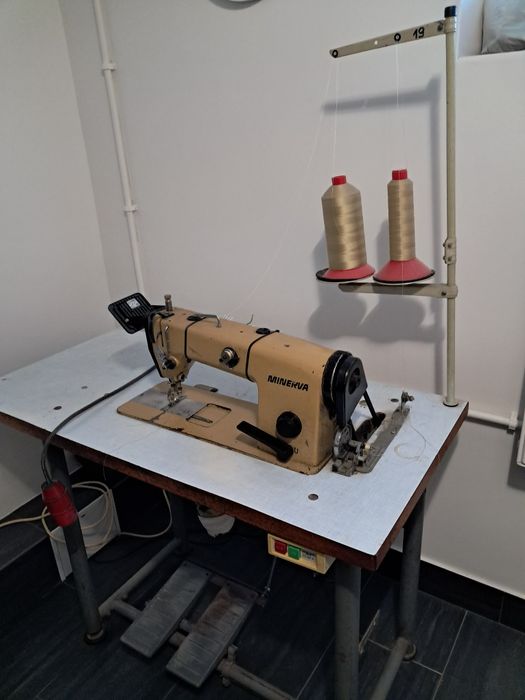 Maszyna do szycia MINERVA
