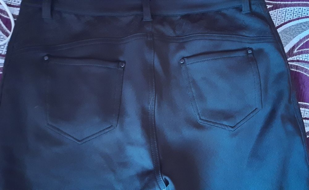 Spodnie damskie  czarne jegginsy