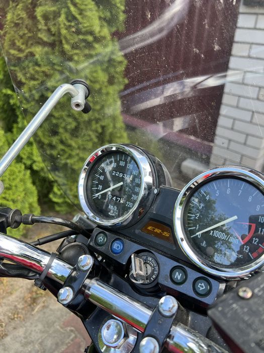 В продажі Kawasaki er 5