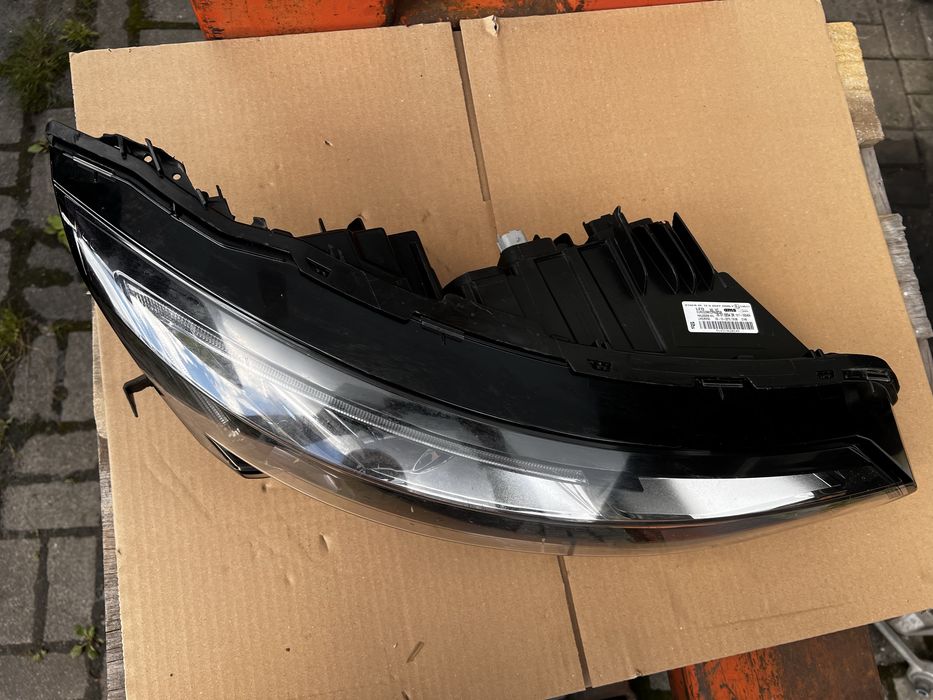 Renault talisman lampa prawa