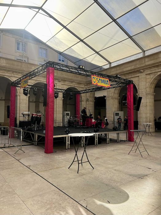 Aluguer Estruturas em aluminio para eventos (Truss)/Bancadas de bar/