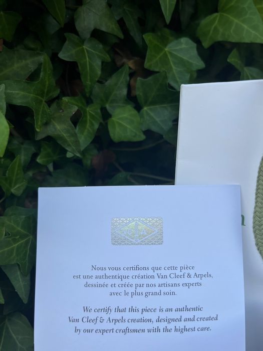 Van Cleef and Arpels pulseira