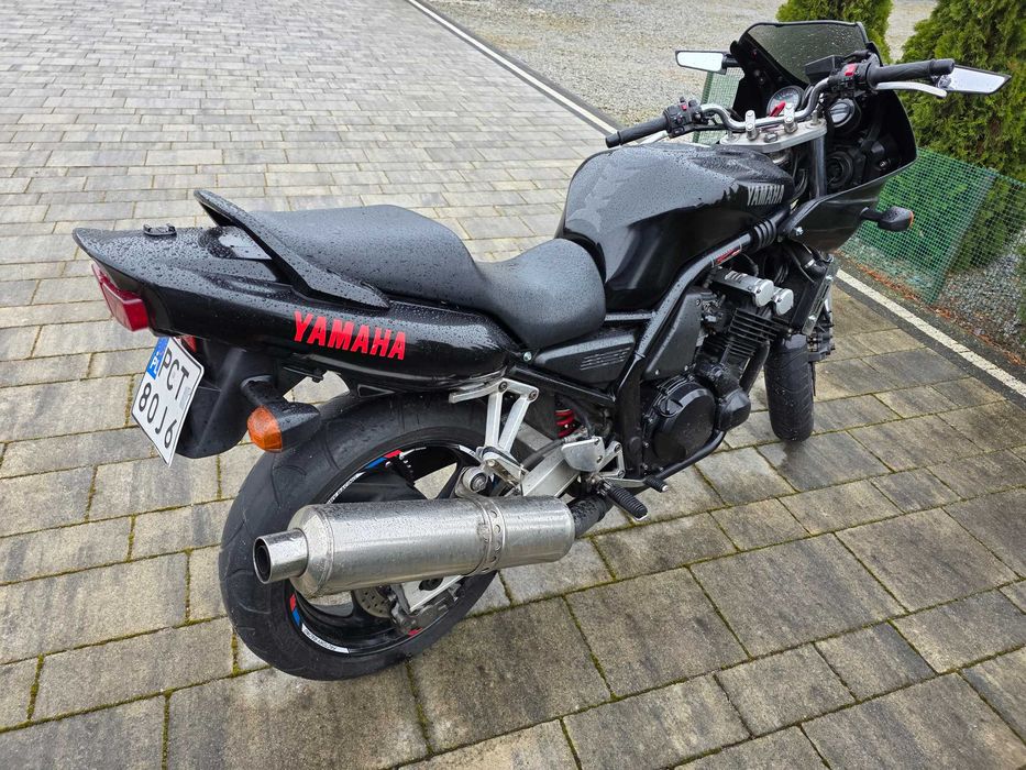 Yamaha Fazer FZS 600/Zamiana