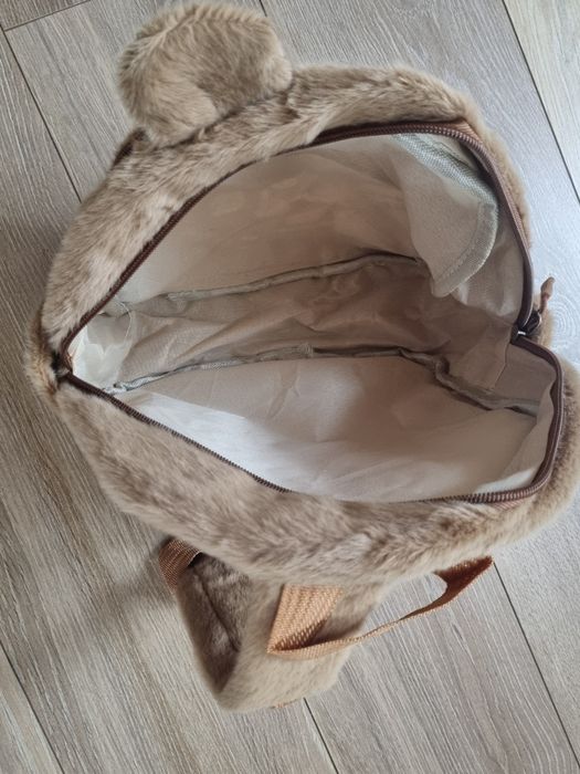 Pluszowy plecak Kapibara