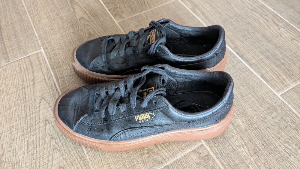 Макасини чорного кольору жіночі