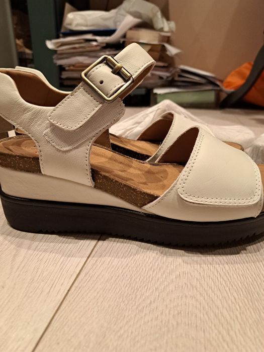 Clarks sandaĺki damskie rozmiar 40
