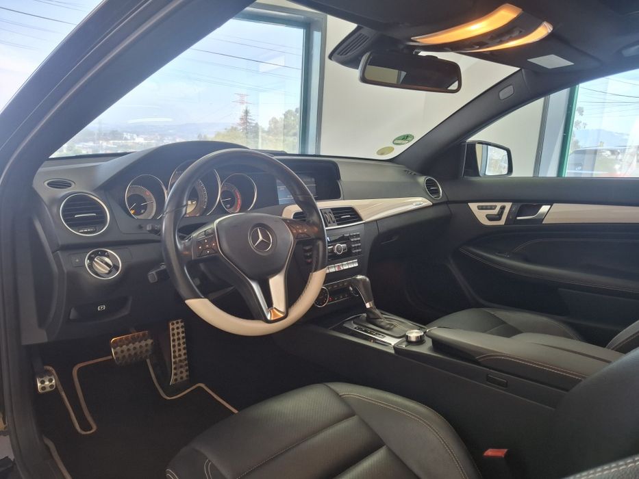 Mercedes-Benz C220 D AMG EDITION1
