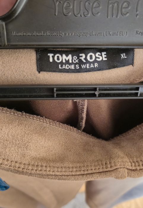 Beżowe spodnie damskie leginsy rozmiar XL  Tom Rose