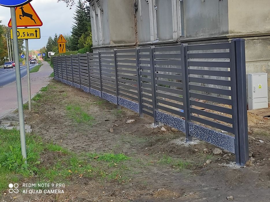 Ogrodzenia panelowe , siatki, bramy przesowna