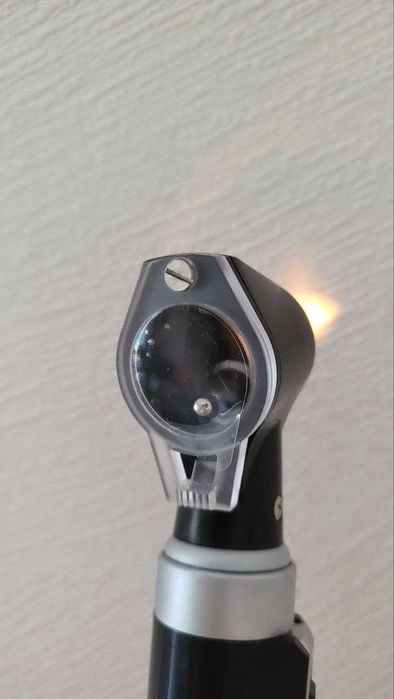 Отоскоп Spengler Smartlight Франція