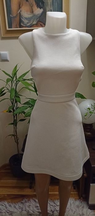 Biała sukienka- Miss Guided rozmiar 34