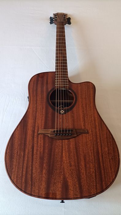 Guitarra Electroacústica Lâg T98DCE Khaya Maciça. NOVA! A ESTREAR!