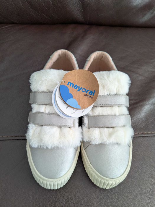 Стильні та оригінальні. Нові кросівки Mayoral для дівчинки, 34 розмір