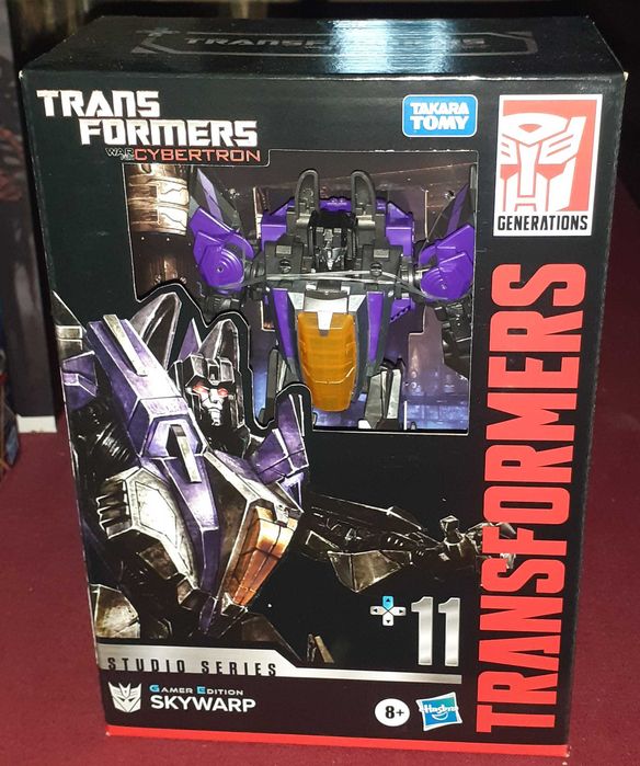 Skywarp figurka 16 cm Transformers: War for Cyberron Voyager Class